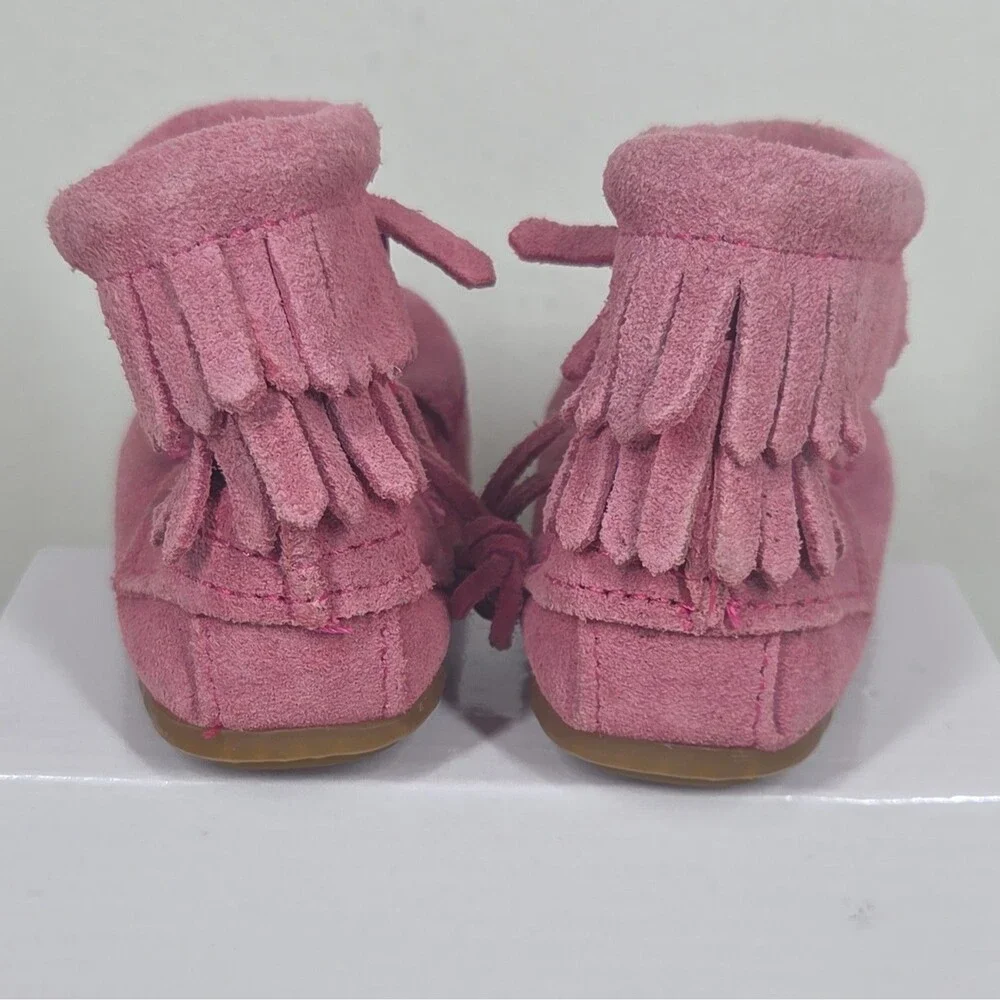 Minnetonka 2 Layer Fringe Booties Toddler Girls 6 Pink Suede Moccasin Barbie
